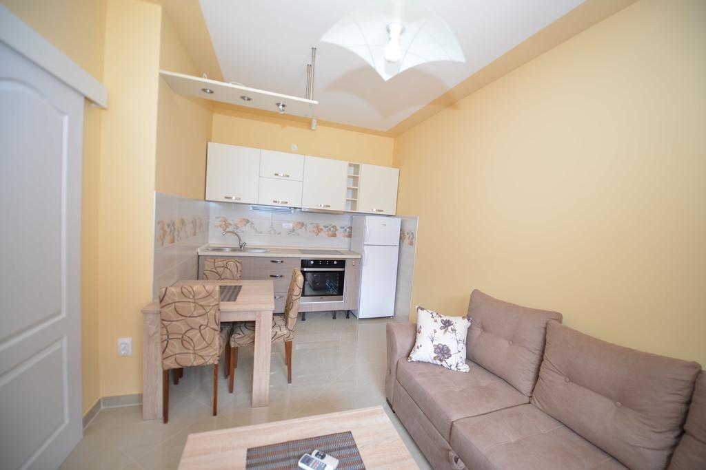 Apartments M&T Kotor Luaran gambar